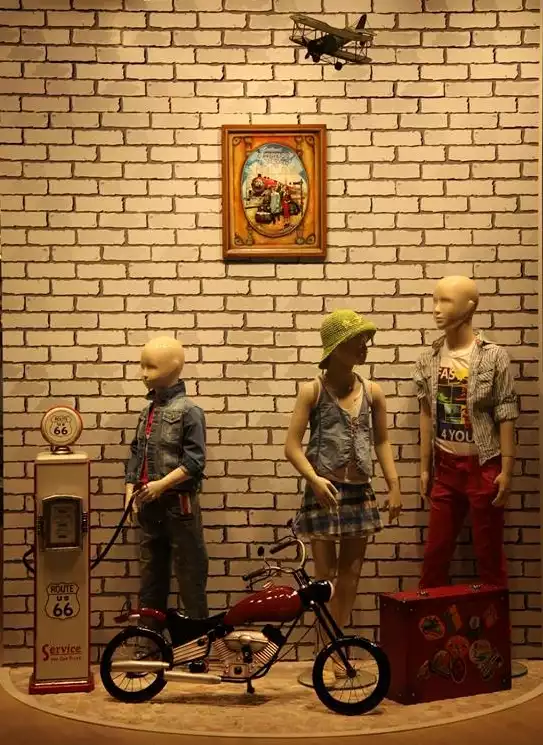 Çocuk Vitrin Mankenleri